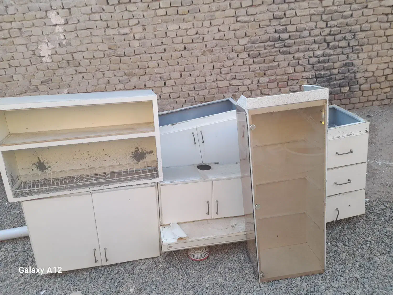 کابینت فلزی سالم|مصالح و تجهیزات ساختمان|سبزوار, قائم|دیوار