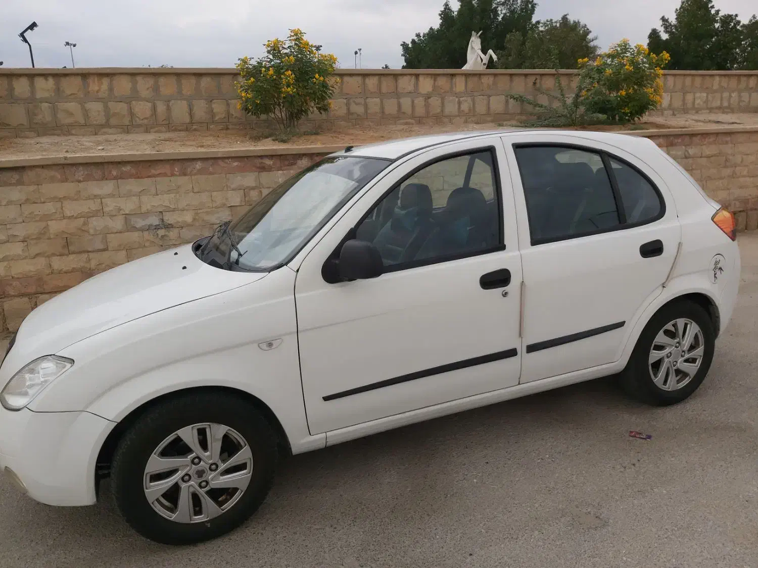 تیبا ۲ سفید مدل ۹۶|خودرو سواری و وانت|خورموج, |دیوار