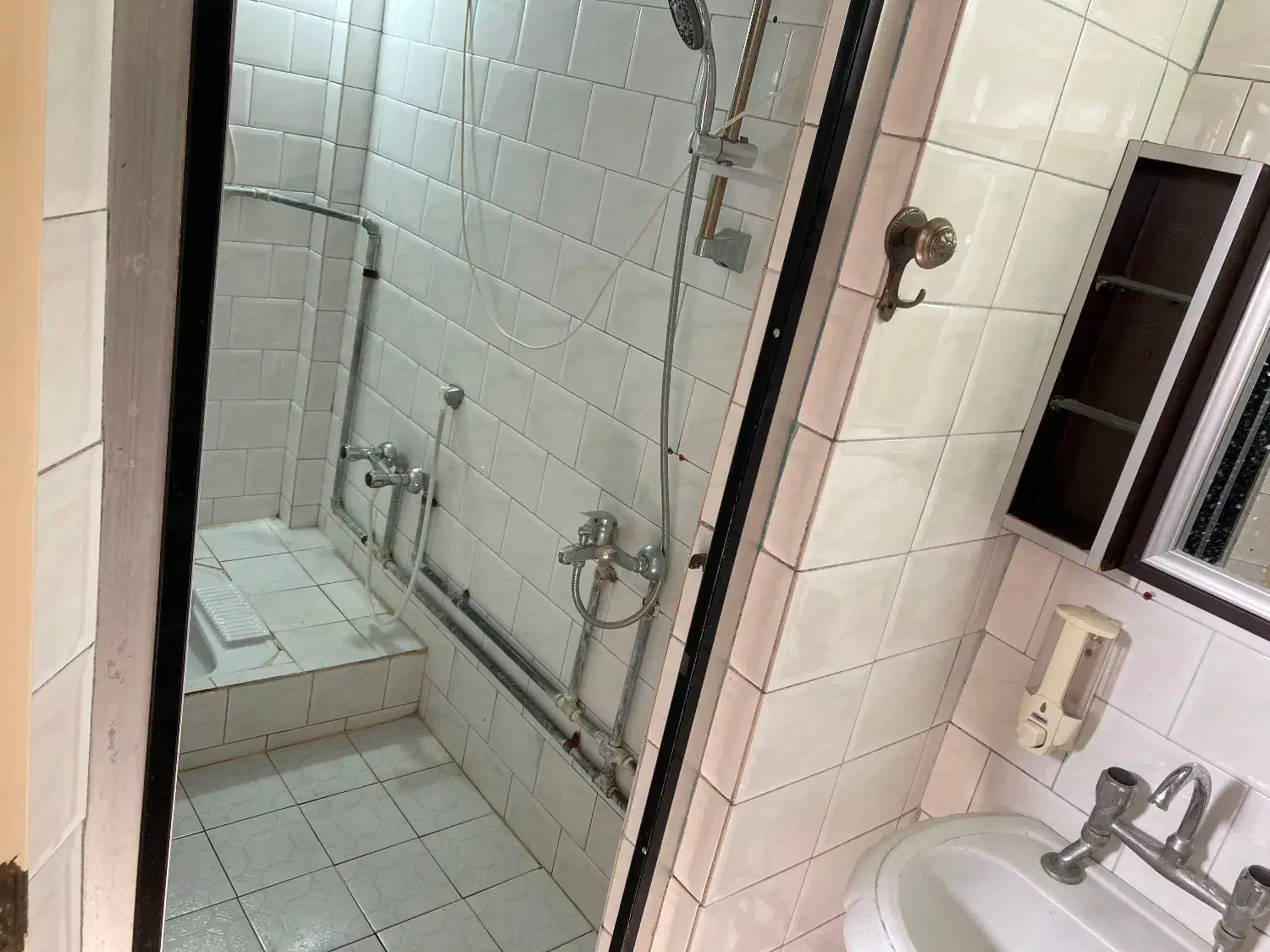 منزل مسکونی ویلایی حیاط دار|اجارهٔ خانه و ویلا|میاندوآب, |دیوار