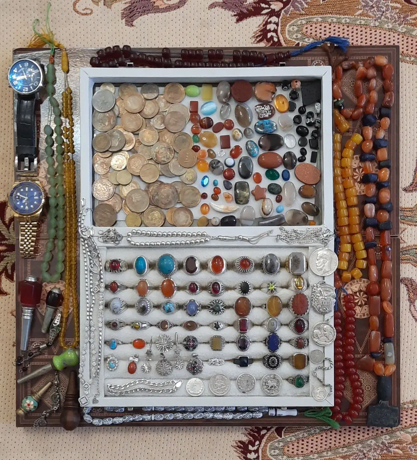 خریدار و فروشنده انواع انگشتر و نقره جات هستم|جواهرات|اردبیل, |دیوار