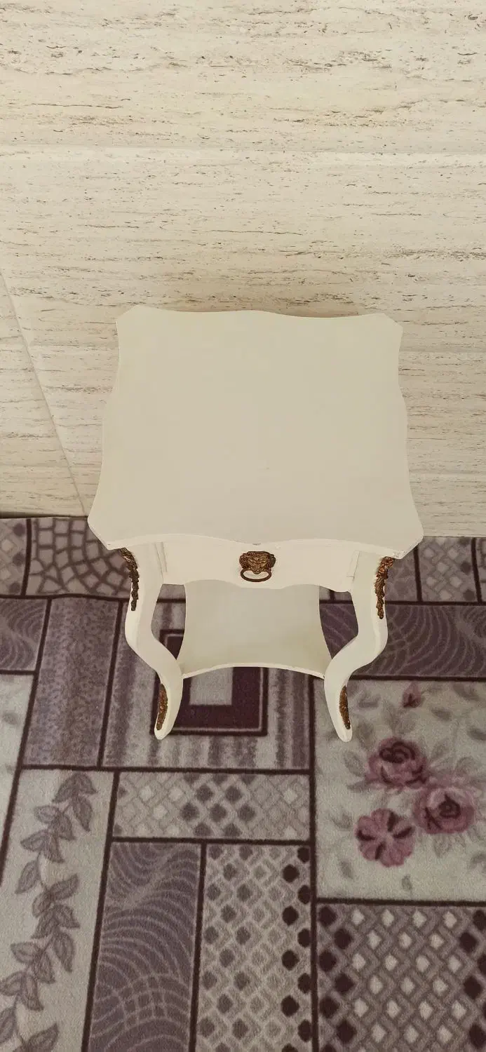 میزتلفن سفید سالم  یک کشو|میز تلفن|آستانه اشرفیه, |دیوار