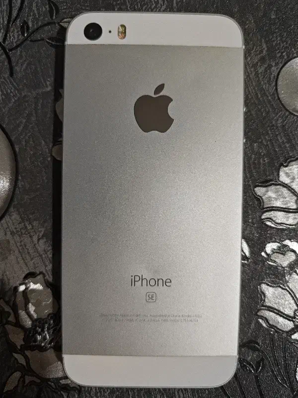 آیفون SE 2016|موبایل|تهران, جنت‌آباد جنوبی|دیوار