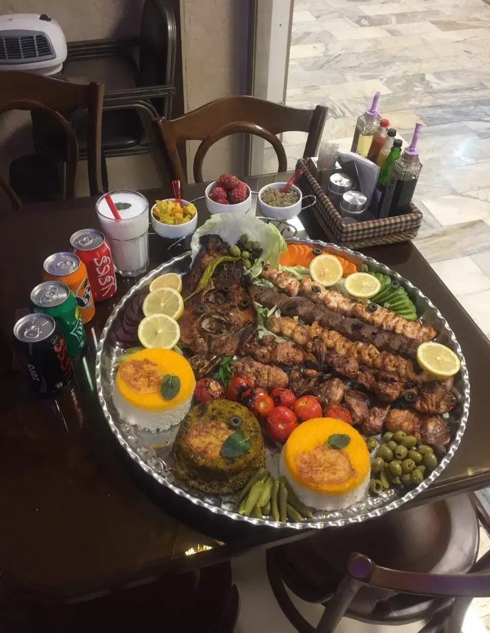 شریک برای کترینگ و یا واگذاری|کافی‌شاپ و رستوران|تهران, دریاچه شهدای خلیج فارس|دیوار