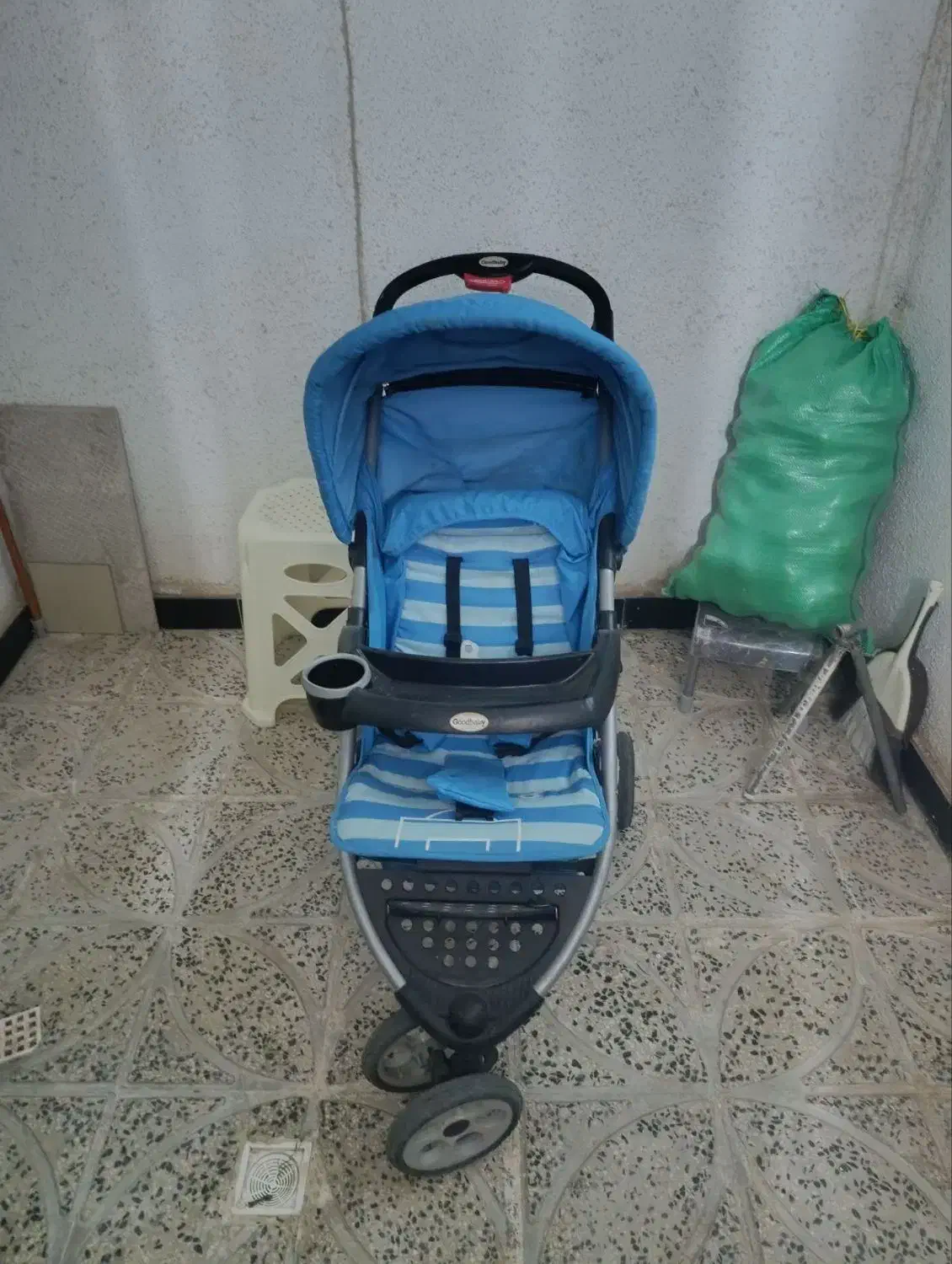 کالسکه نوزاد|کالسکه و لوازم جانبی|سنندج, |دیوار