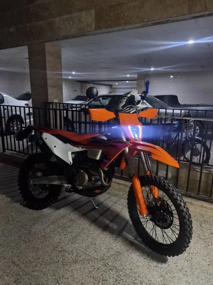 ۲۵۰ ان ایکس رادیاتوراب|موتورسیکلت|شیراز, شهرک فرهنگیان|دیوار