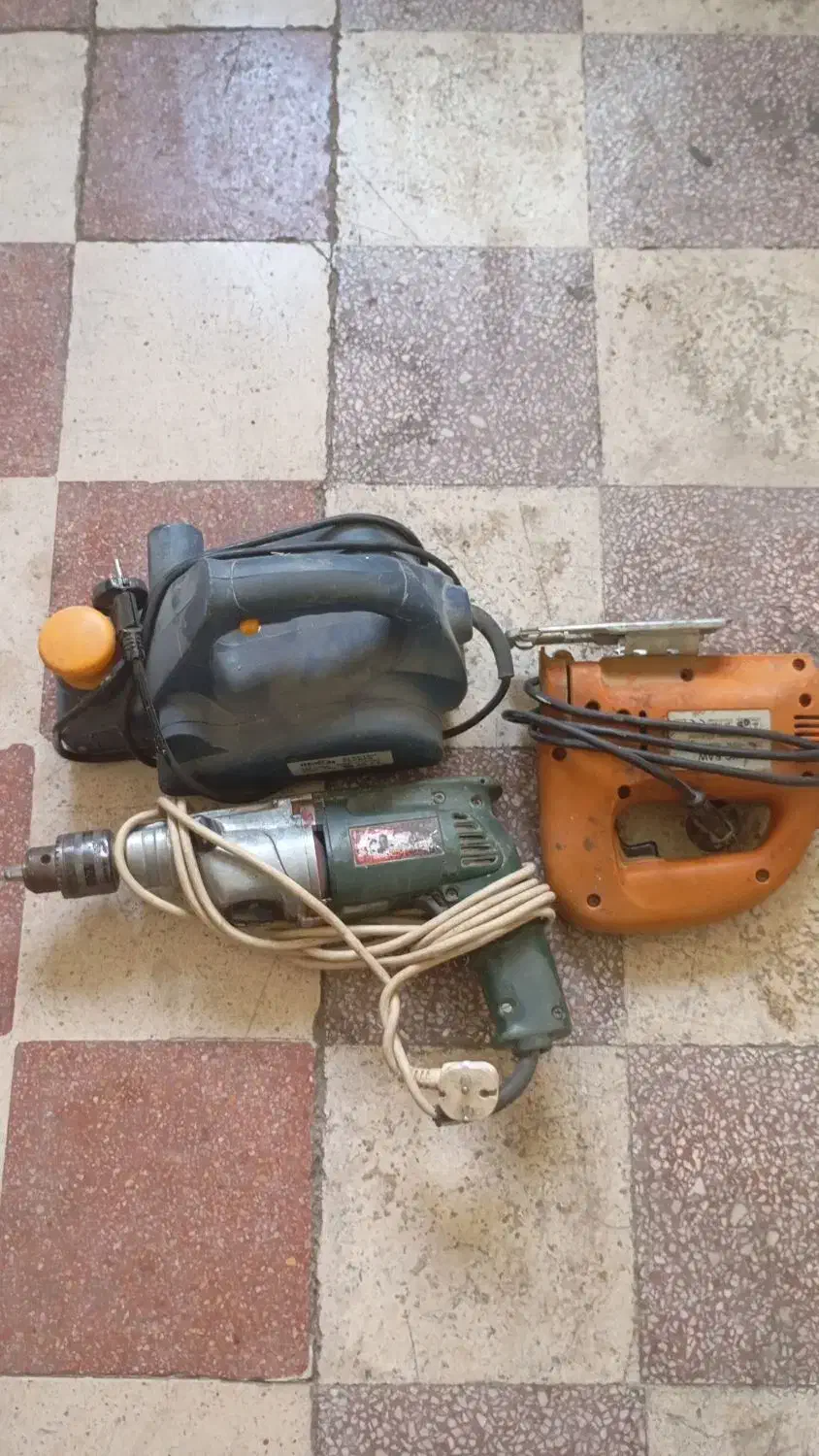 ابزار نجاری|ابزارآلات|شیراز, شاه قلی بیگی|دیوار