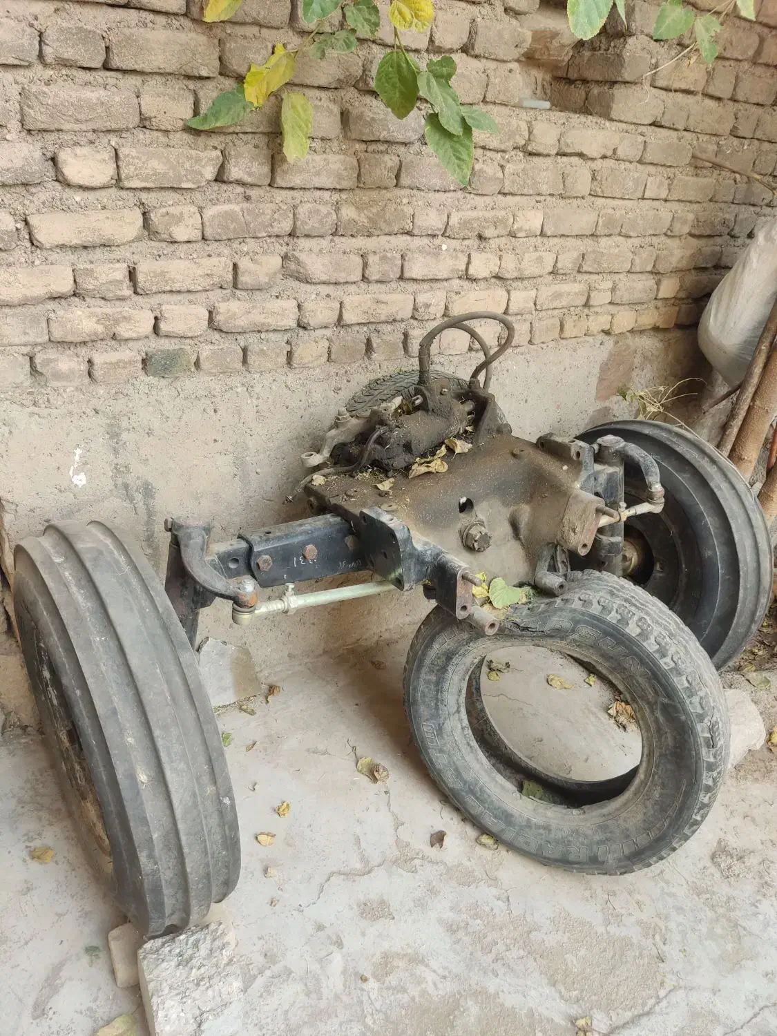 فروش جلو بندی تراکتور فرگوسن ۲۸۵ مدل ۸۸|قطعات یدکی و لوازم جانبی|دره شهر, |دیوار