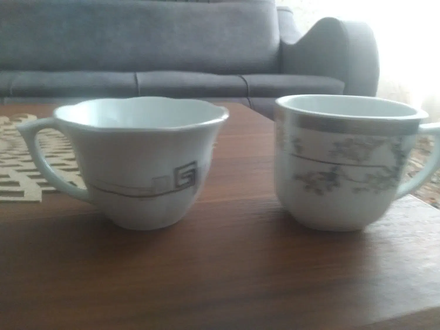 فنجان چینی.جنس عالی.از هر مدل فنجان دو دست دارم|ظروف سرو و پذیرایی|شیروان (خراسان), |دیوار