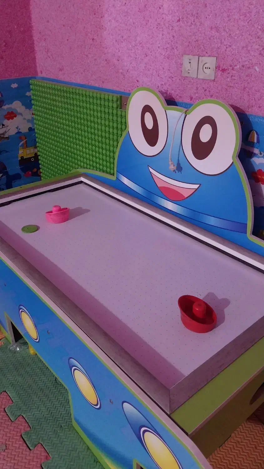 وسیله بازی|اسباببازی|گتوند, |دیوار