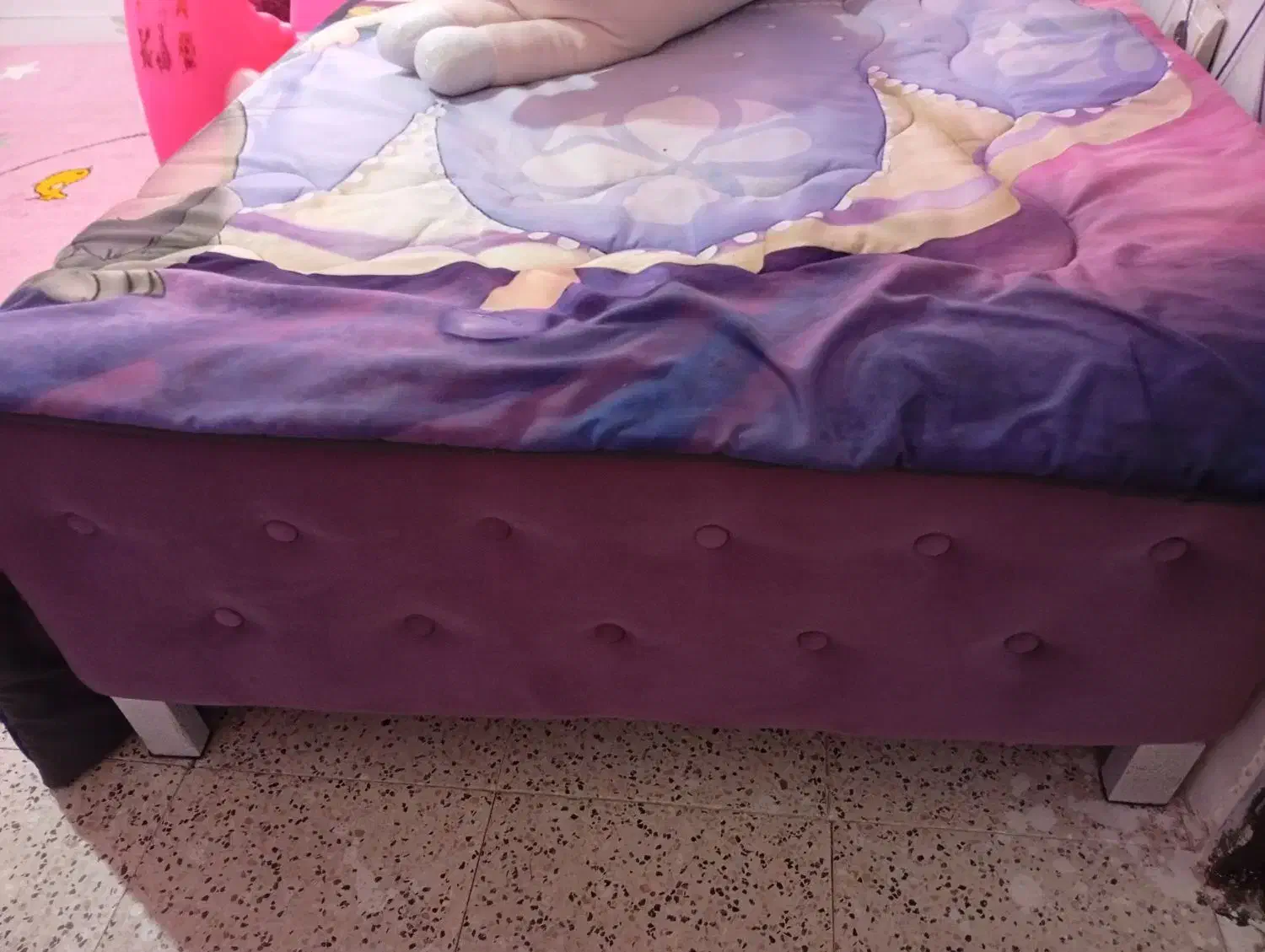 تخت خواب|تخت و سرویس خواب|گلبهار, شهر جدید گلبهار|دیوار