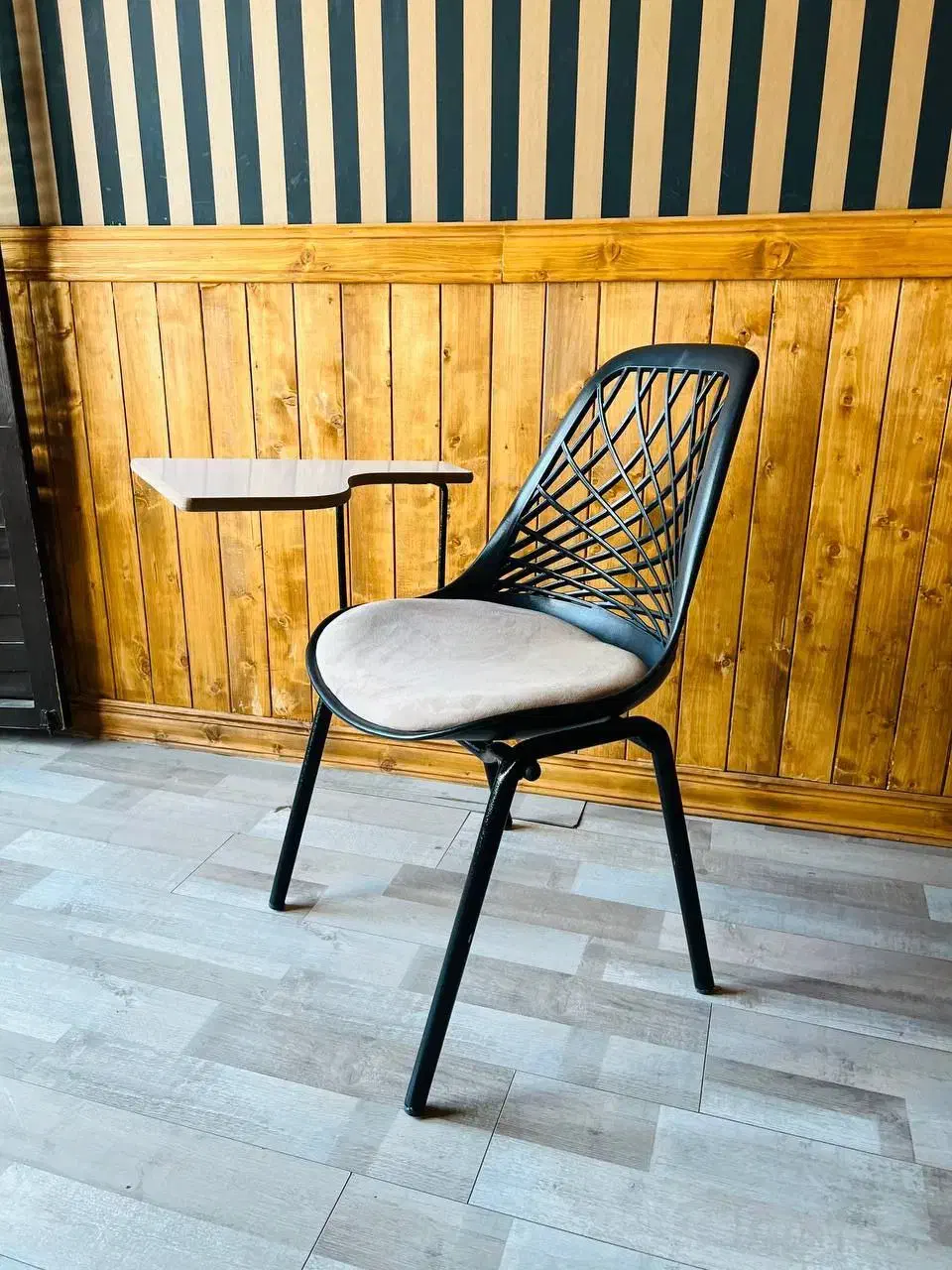 صندلی اموزشگاه|کافی‌شاپ و رستوران|تهران, خانی آباد نو جنوبی|دیوار