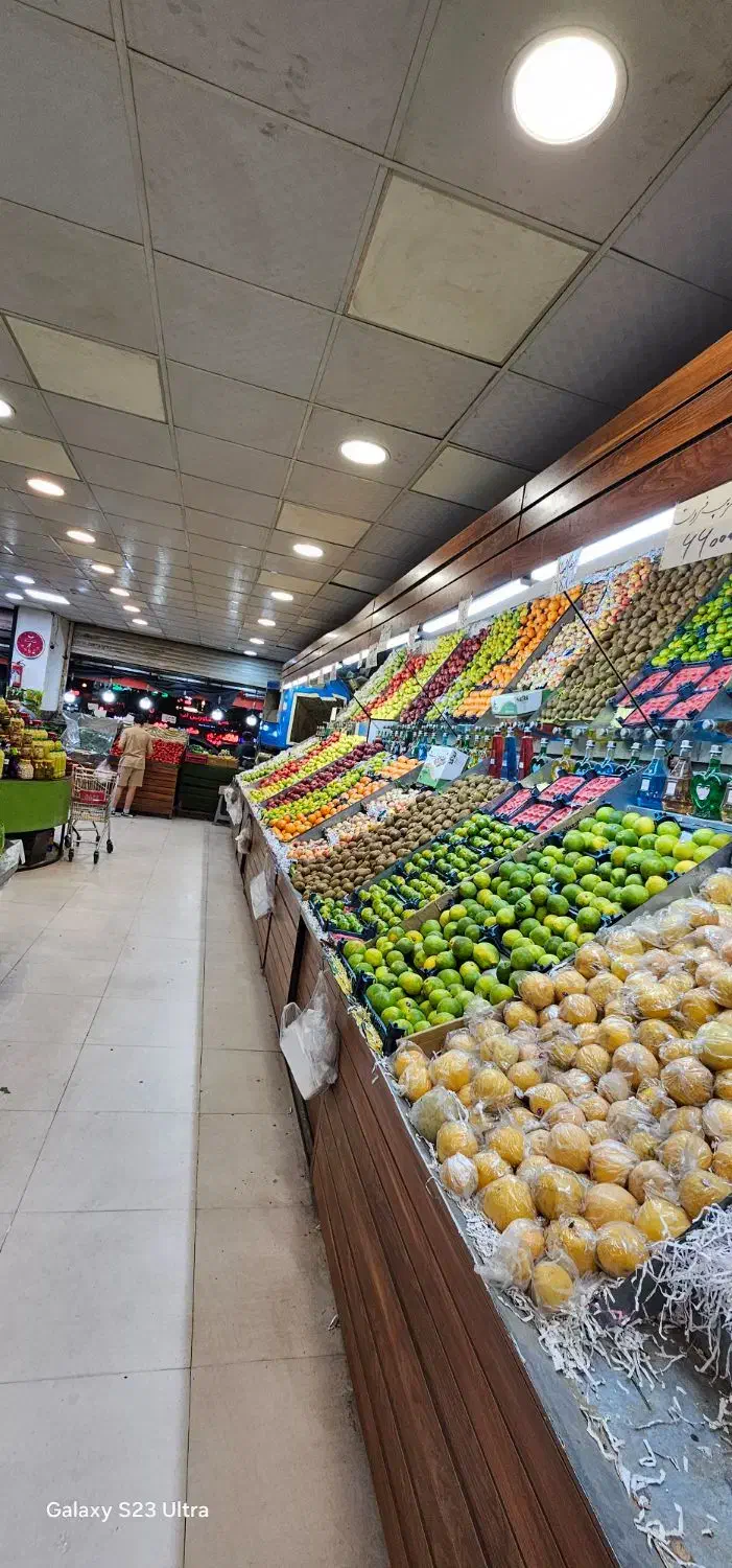 نیروی کار ، کارگر میوه فروشی کارگر ساده|استخدام خدمات فروشگاه و رستوران|تهران, تهرانسر مرکزی|دیوار