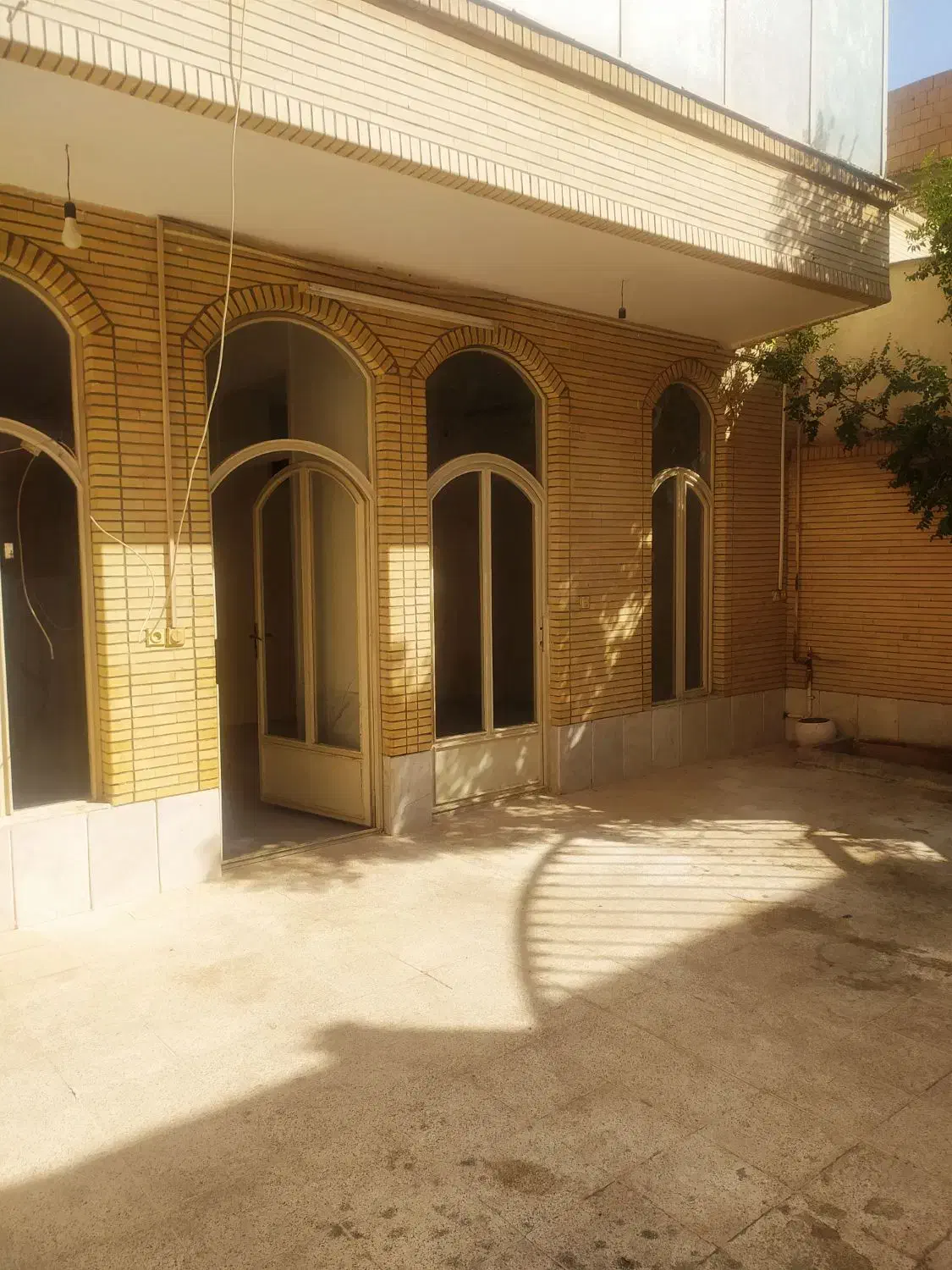 رهن و اجاره منزل مسکونی|اجارهٔ خانه و ویلا|شهرضا, |دیوار