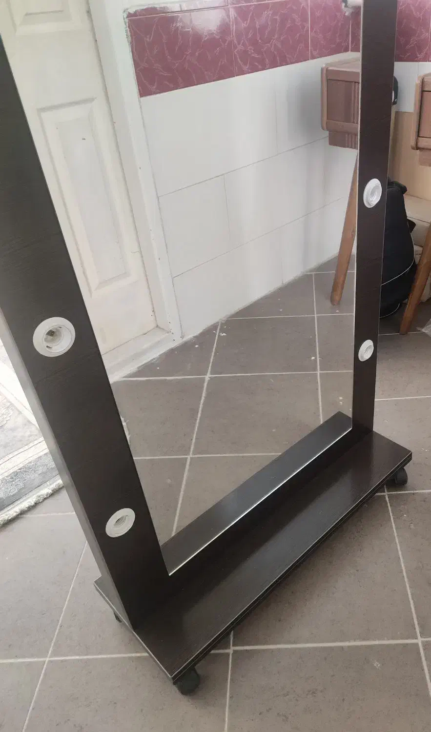 آینه قدی نو|آینه|یزد, |دیوار