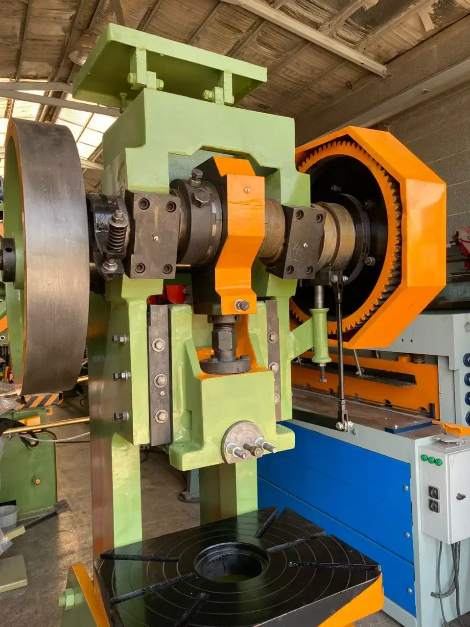 پرس ۵۰ تن نو هست|ماشینآلات صنعتی|پاکدشت, پاکدشت (مامازند)|دیوار