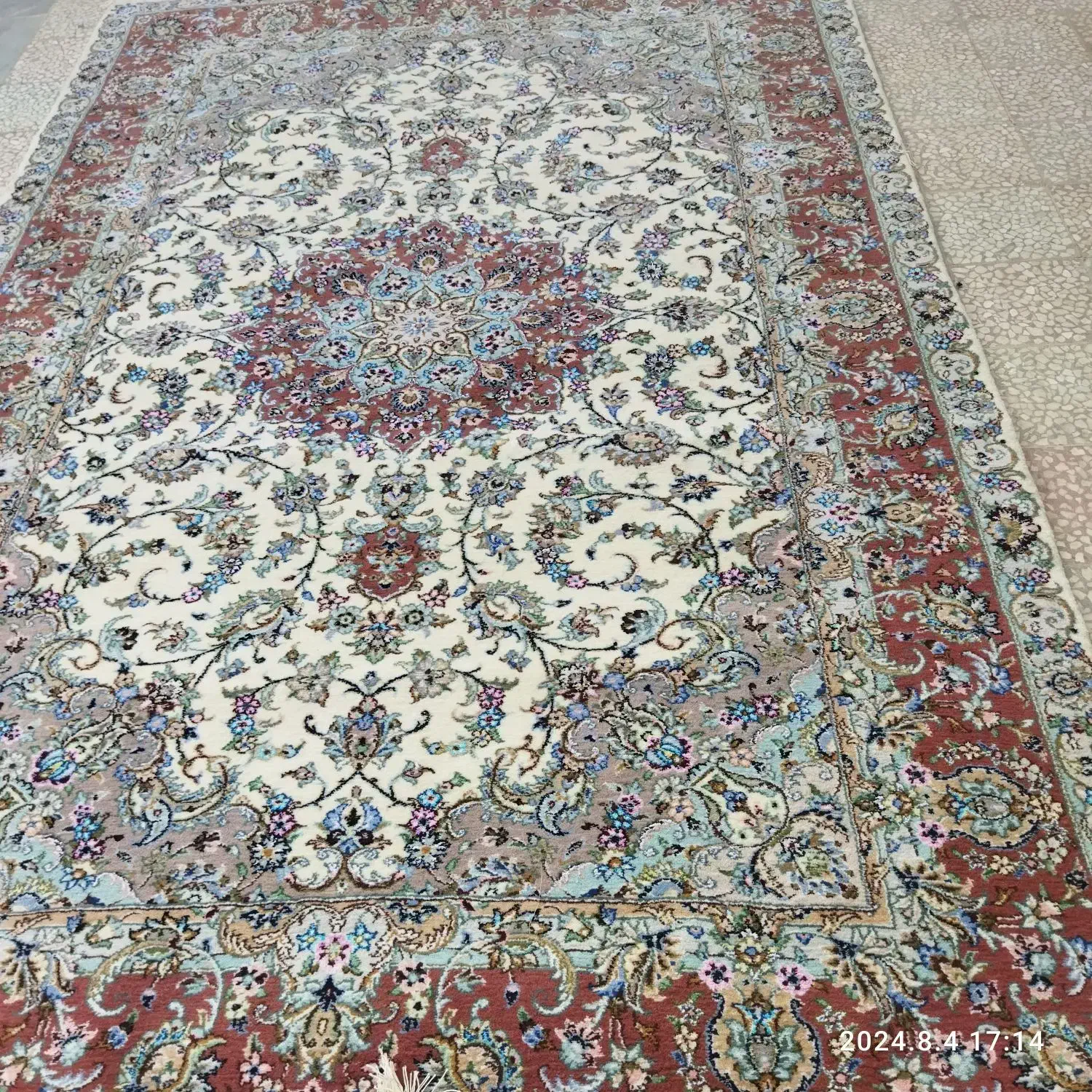 قالی دستباف|فرش|کاشان, حسن آباد|دیوار