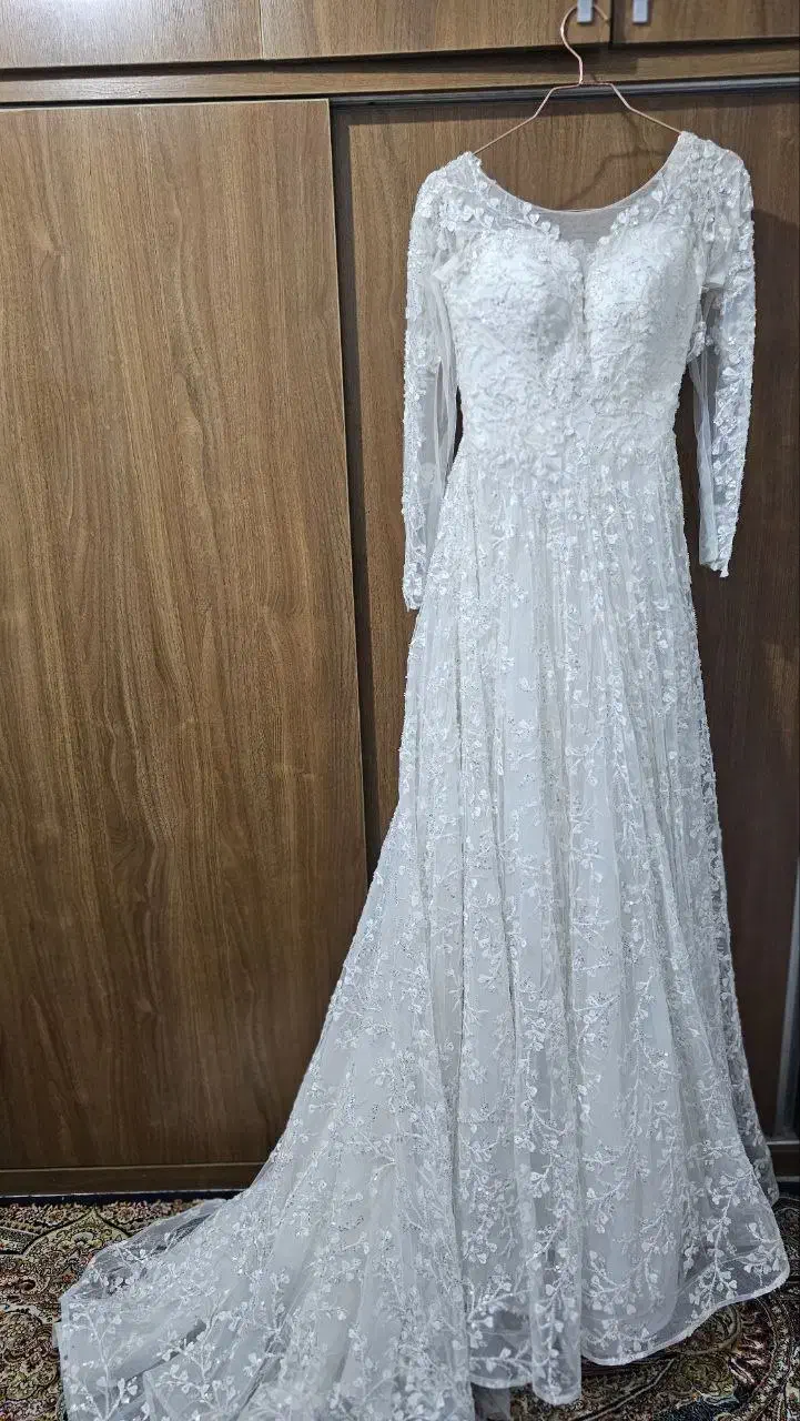 لباس عروس|لباس|رامسر, |دیوار