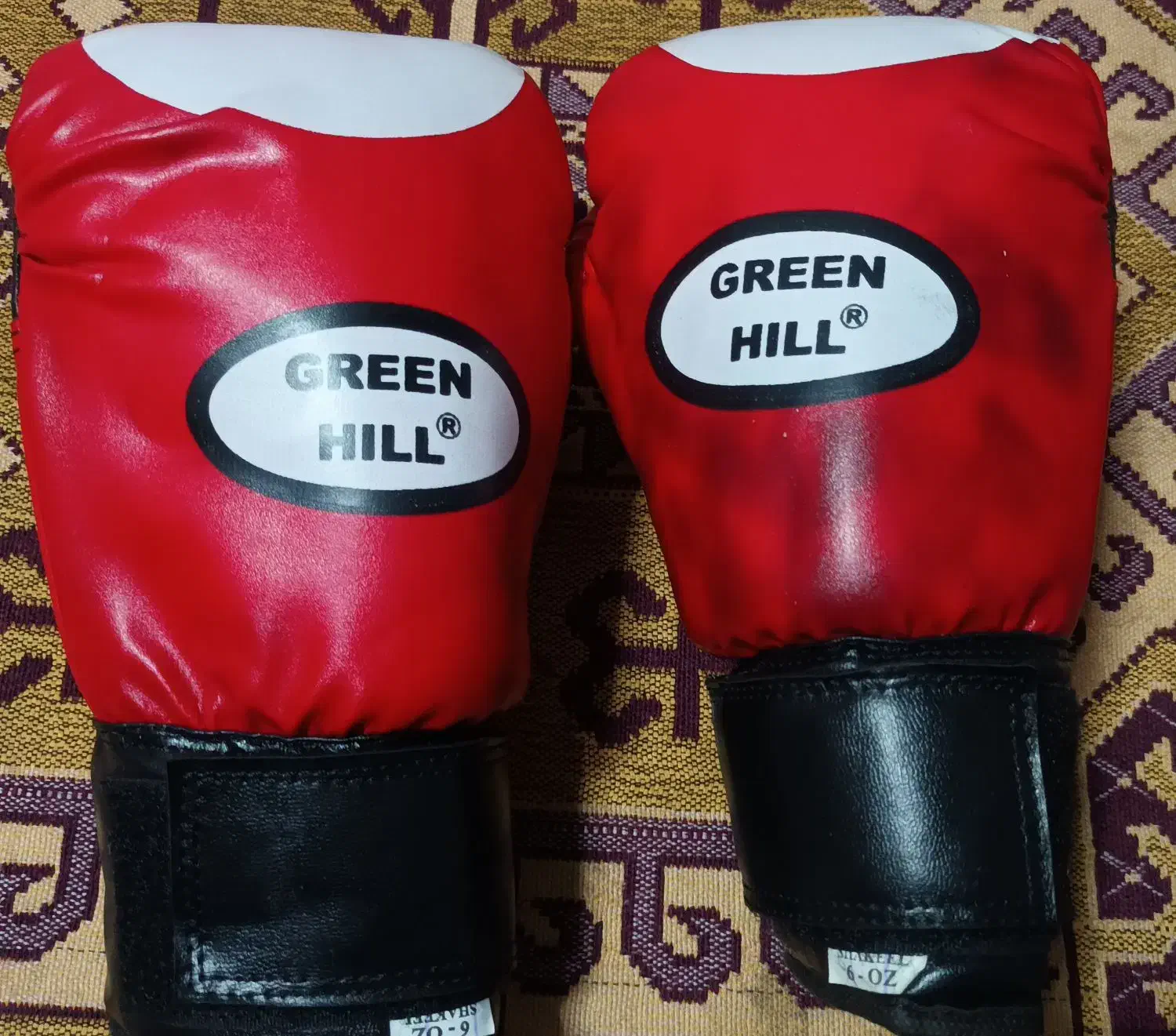 دستکش بوکس|تجهیزات ورزشی|هشتگرد, فاز ۳ مهستان|دیوار