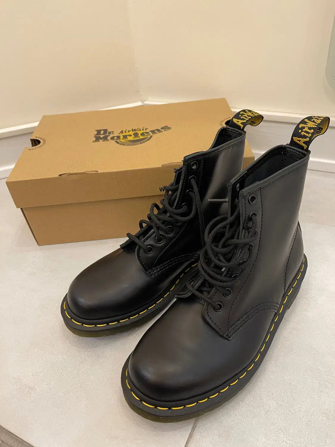 نیم‌بوت برند Dr.Martens|کیف، کفش، کمربند|تهران, پاسداران|دیوار