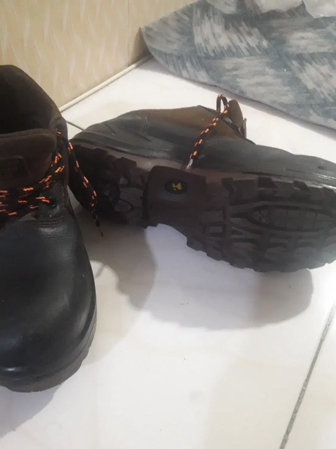 کفش ایمنی سایز 43|کیف، کفش، کمربند|مشهد, طبرسی شمالی|دیوار