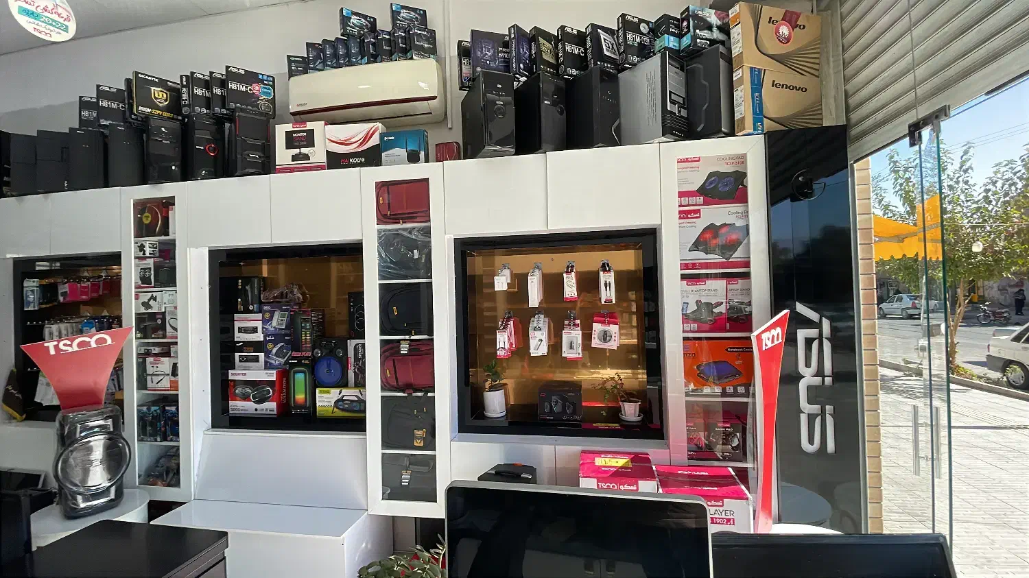 تمامی دکور به فروش میرسد|فروشگاه و مغازه|ماهان, |دیوار