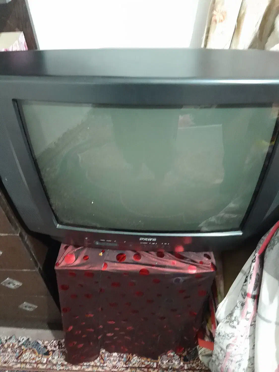 تلوزیون ۲۱پارس|تلویزیون و پروژکتور|سنگر, |دیوار