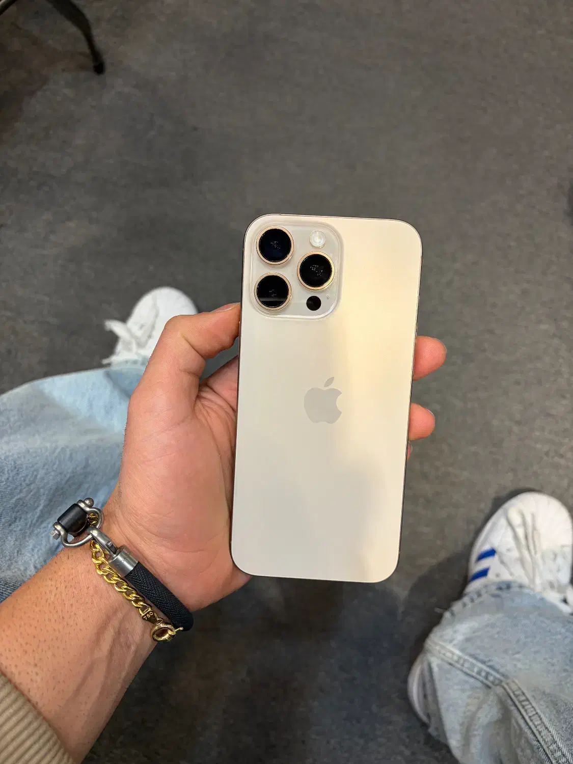 ایفون ۱۶ پرو مکس|موبایل|تهران, باغ فیض|دیوار