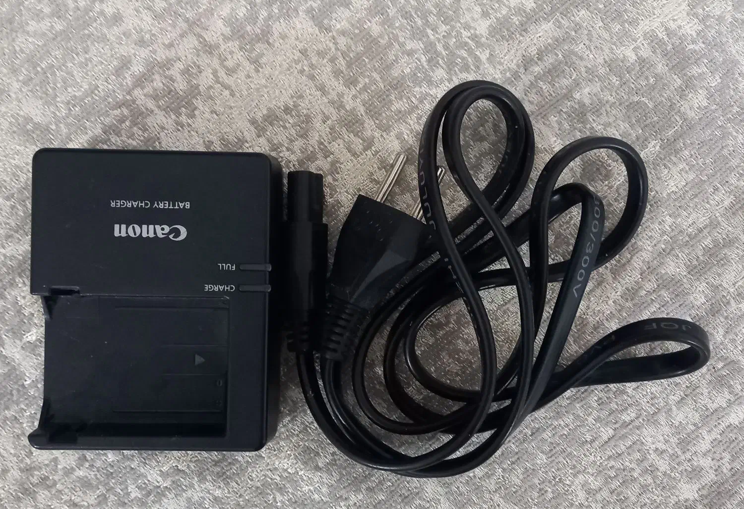 دوربین canon550 D|دوربین عکاسی و فیلم‌برداری|شاهین دژ, |دیوار