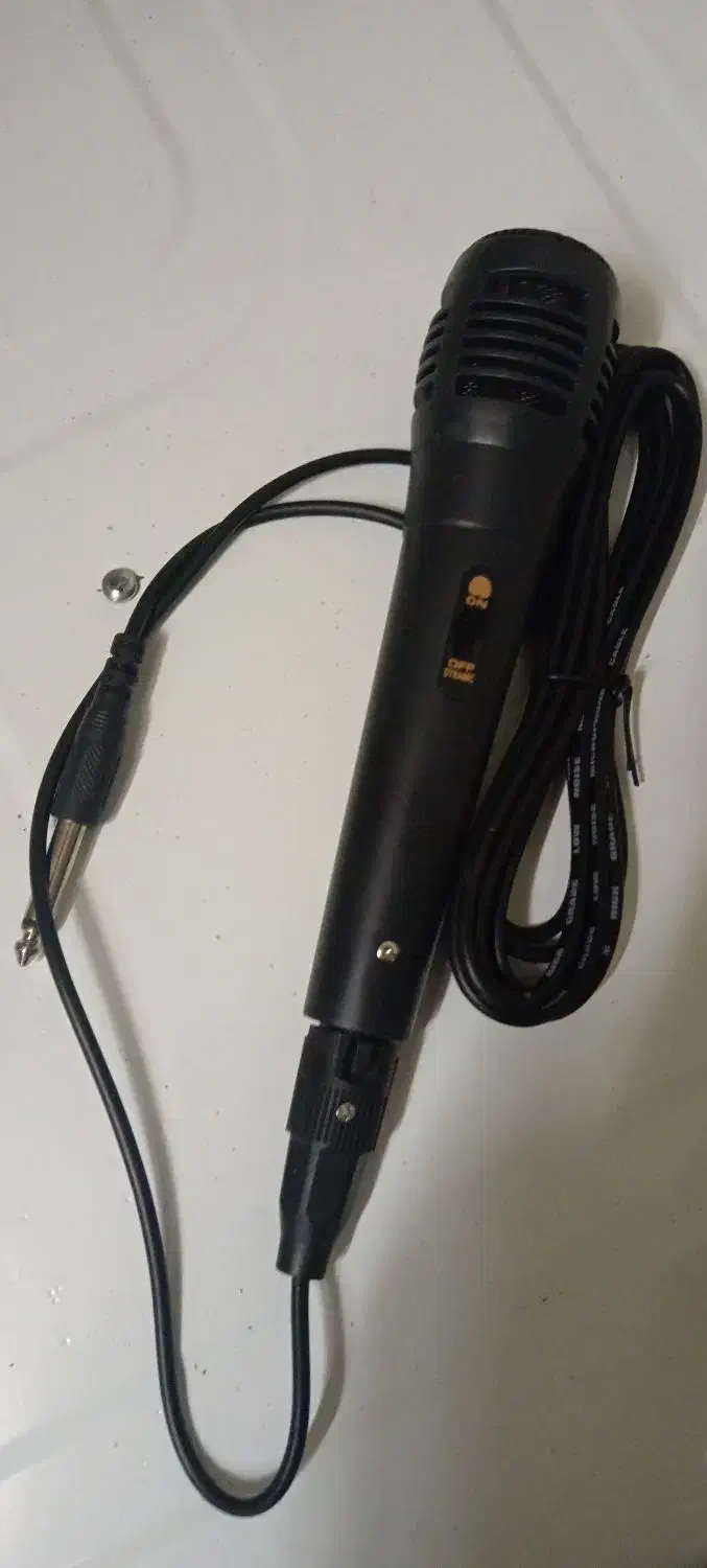 میکروفن حرفه ایی سیم دار مناسب مداحی و خوانندگی|سیستم صوتی خانگی|اصفهان, کارلادان|دیوار