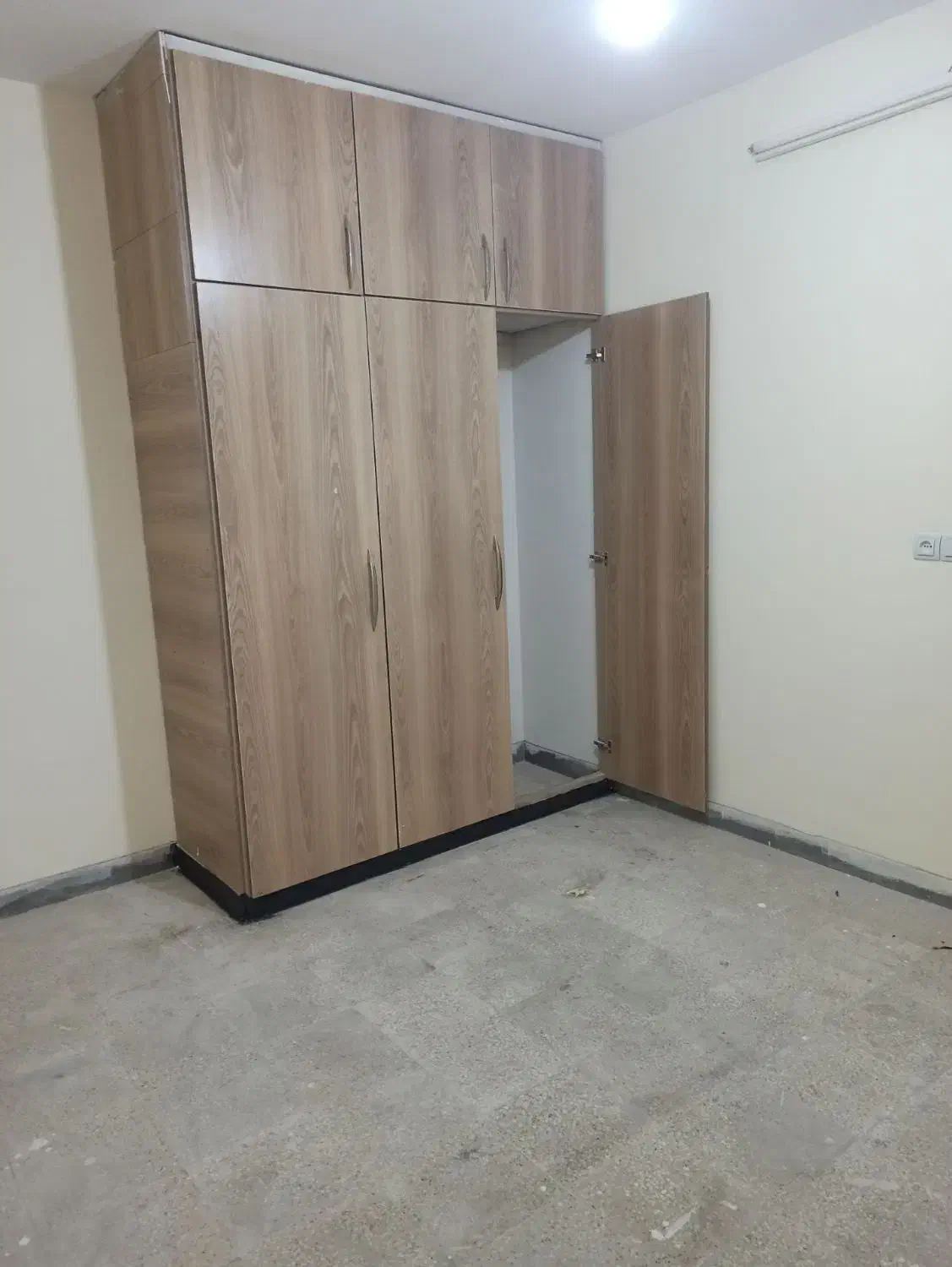 رهن و اجاره منزل|اجارهٔ خانه و ویلا|شیراز, کوشک میدان|دیوار