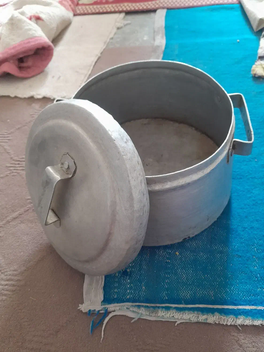 دیگ|ظروف پختوپز|گنبد کاووس, |دیوار