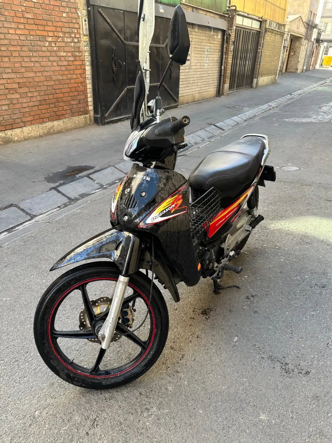 طرح ویو رادیسون کویر|موتورسیکلت|تهران, دولاب|دیوار