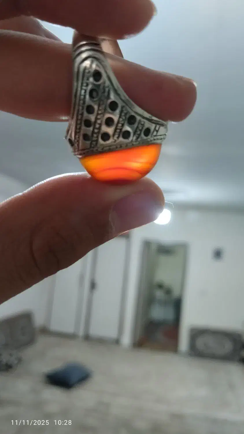 انگشتر عقیق سرخ یمنی طوقدار|کلکسیون اشیاء عتیقه|شهریار, شهرک امیریه|دیوار