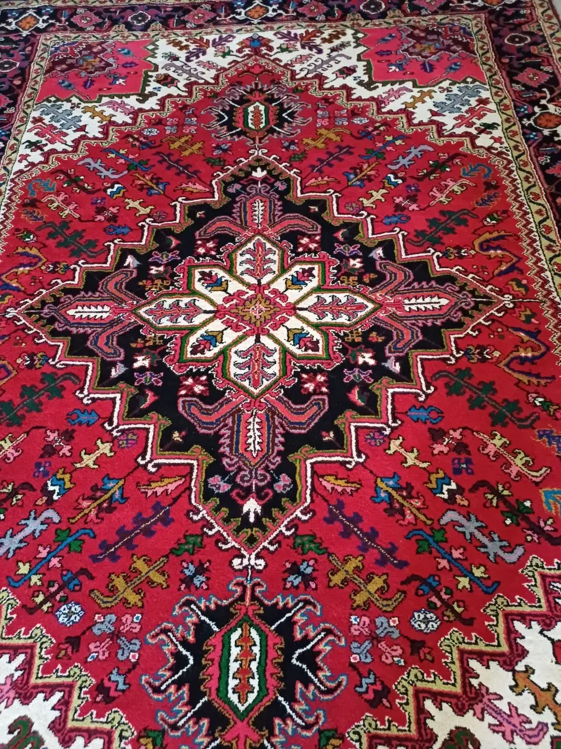 فرش دستباف ۹ متری|فرش|پرند, فاز ۰|دیوار