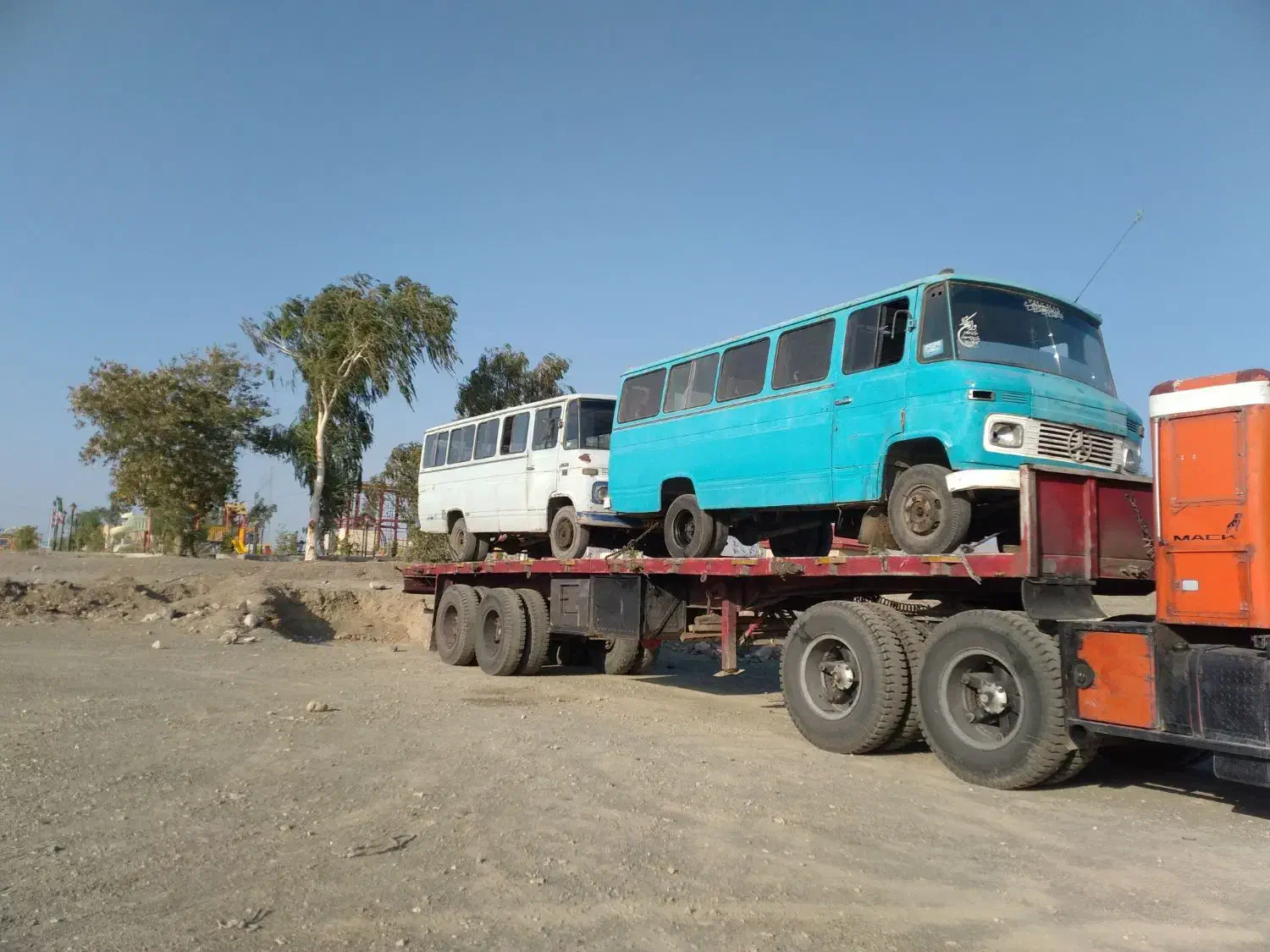 اسقاط خاور مینی بوس خاور|خودرو سنگین|بندرعباس, |دیوار