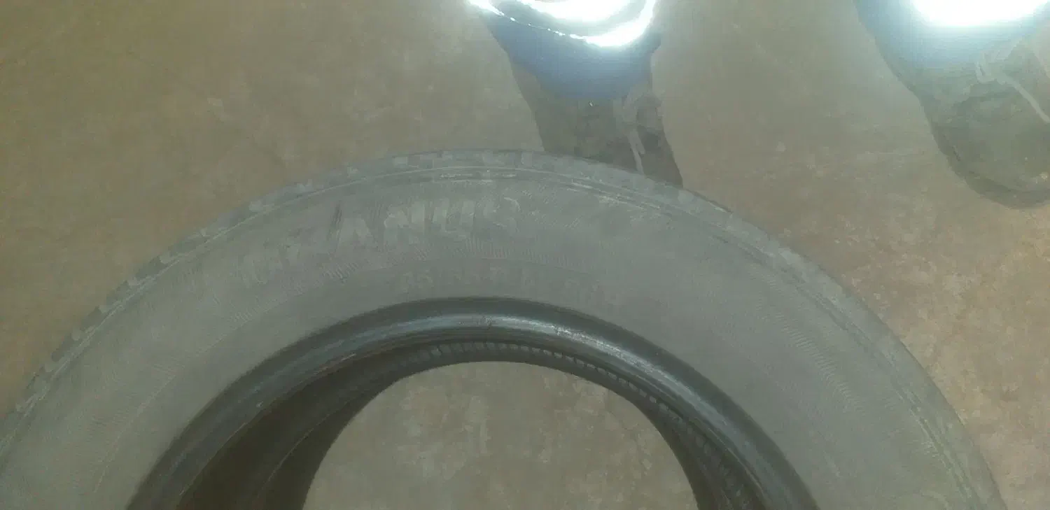 لاستیک فروشی|قطعات یدکی و لوازم جانبی|قروه, |دیوار