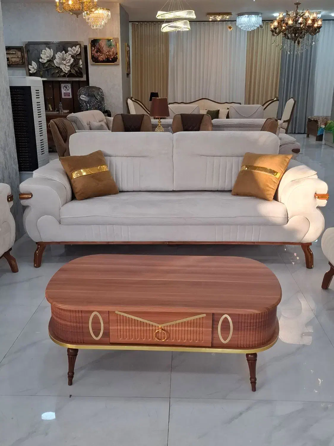 مبل تخت خواب شو/کیفیت بسیار بالا/قیمت باورنکردنی|مبلمان خانگی و میز عسلی|شیراز, دوکوهک|دیوار