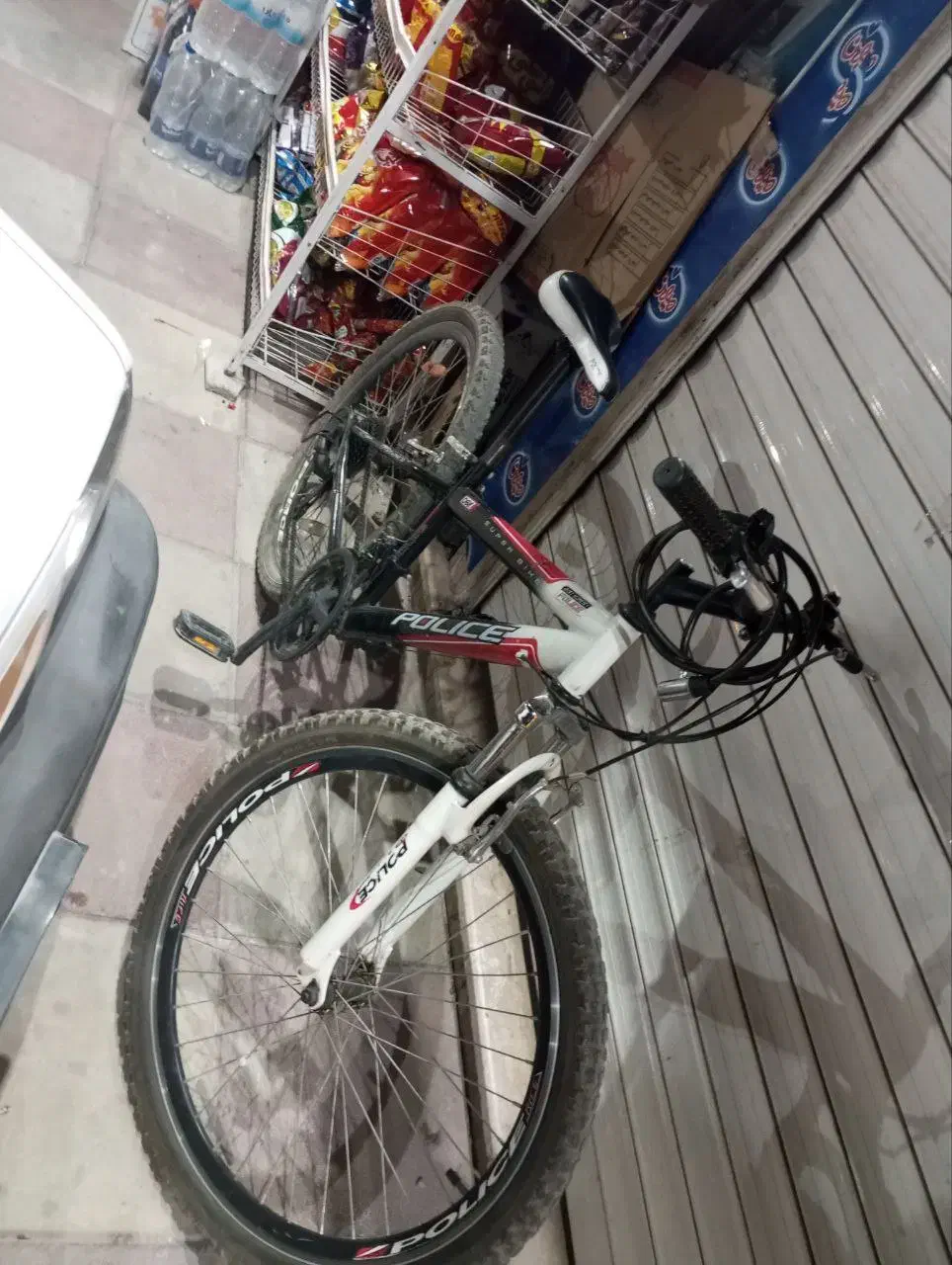 دوچرخه ۲۶پلیسی|دوچرخه، اسکیت، اسکوتر|پرند, فاز ۶|دیوار