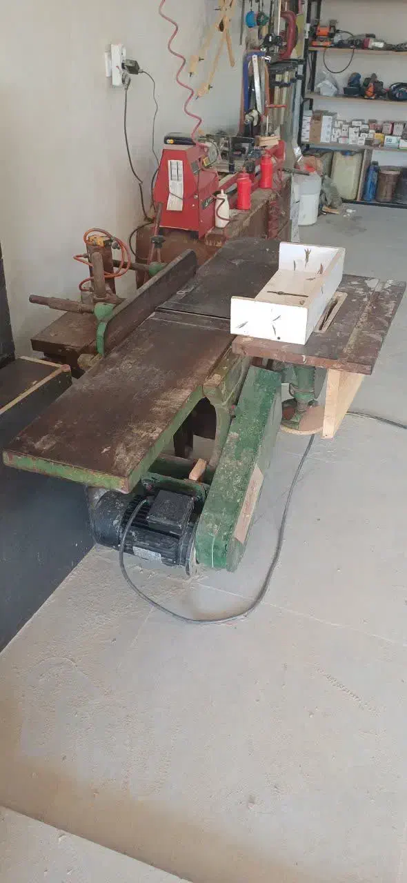 سه کاره نجاری|ماشینآلات صنعتی|زارچ, |دیوار