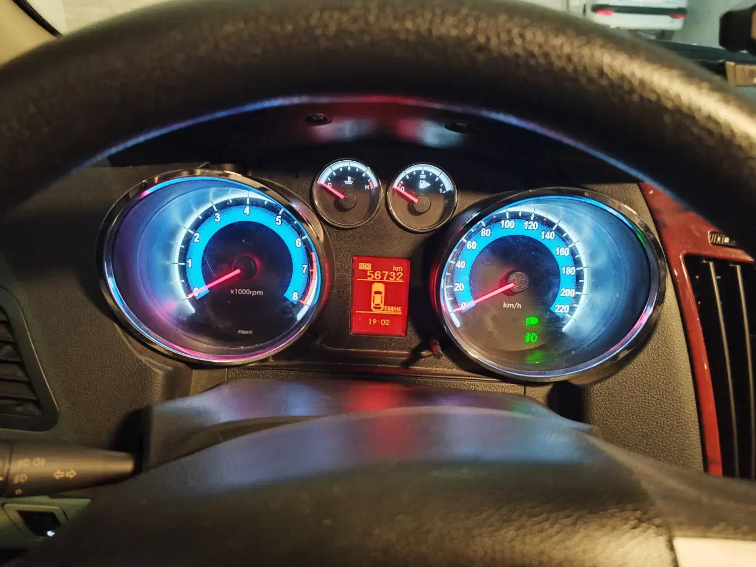 دنا پلاس ، سفید، بهمن ۹۸|خودرو سواری و وانت|مشهد, رضاشهر|دیوار