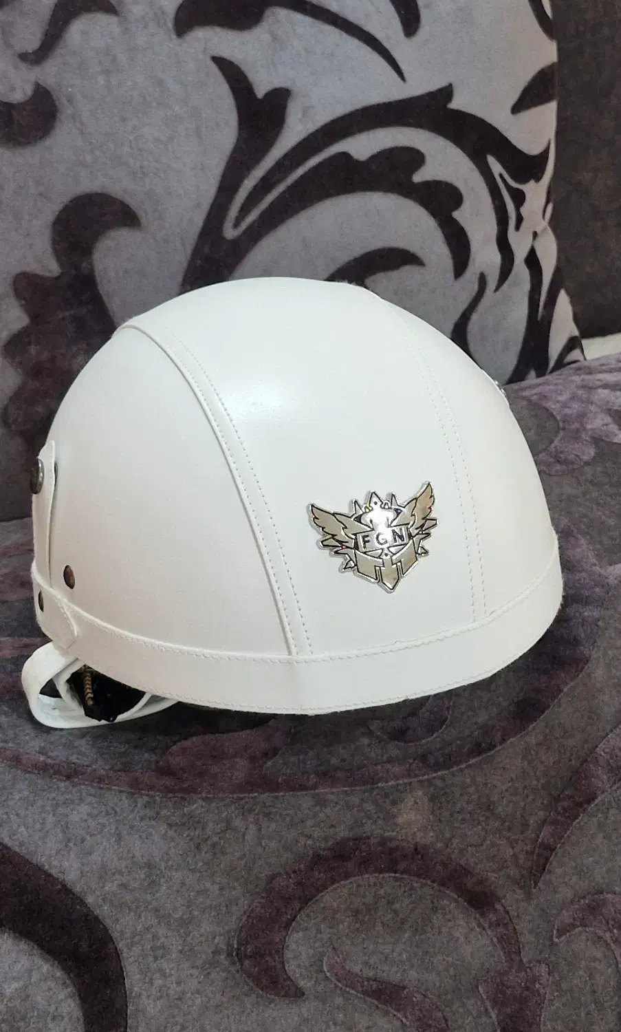 کلاه کاسکت|قطعات یدکی و لوازم جانبی|کیش, |دیوار