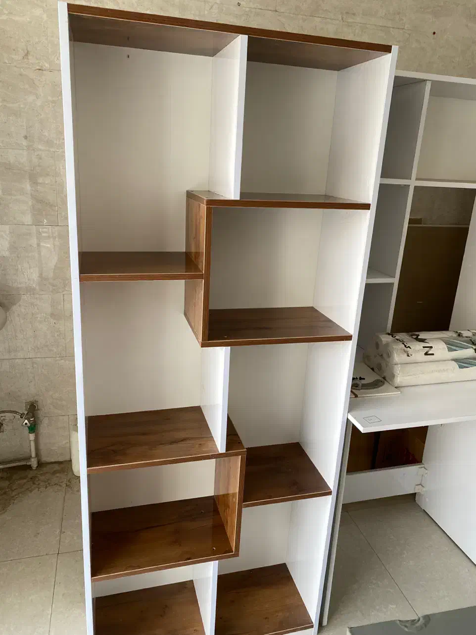 ویترین دراور کتابخونه|کتابخانه، شلف، قفسههای دیواری|زاهدان, |دیوار