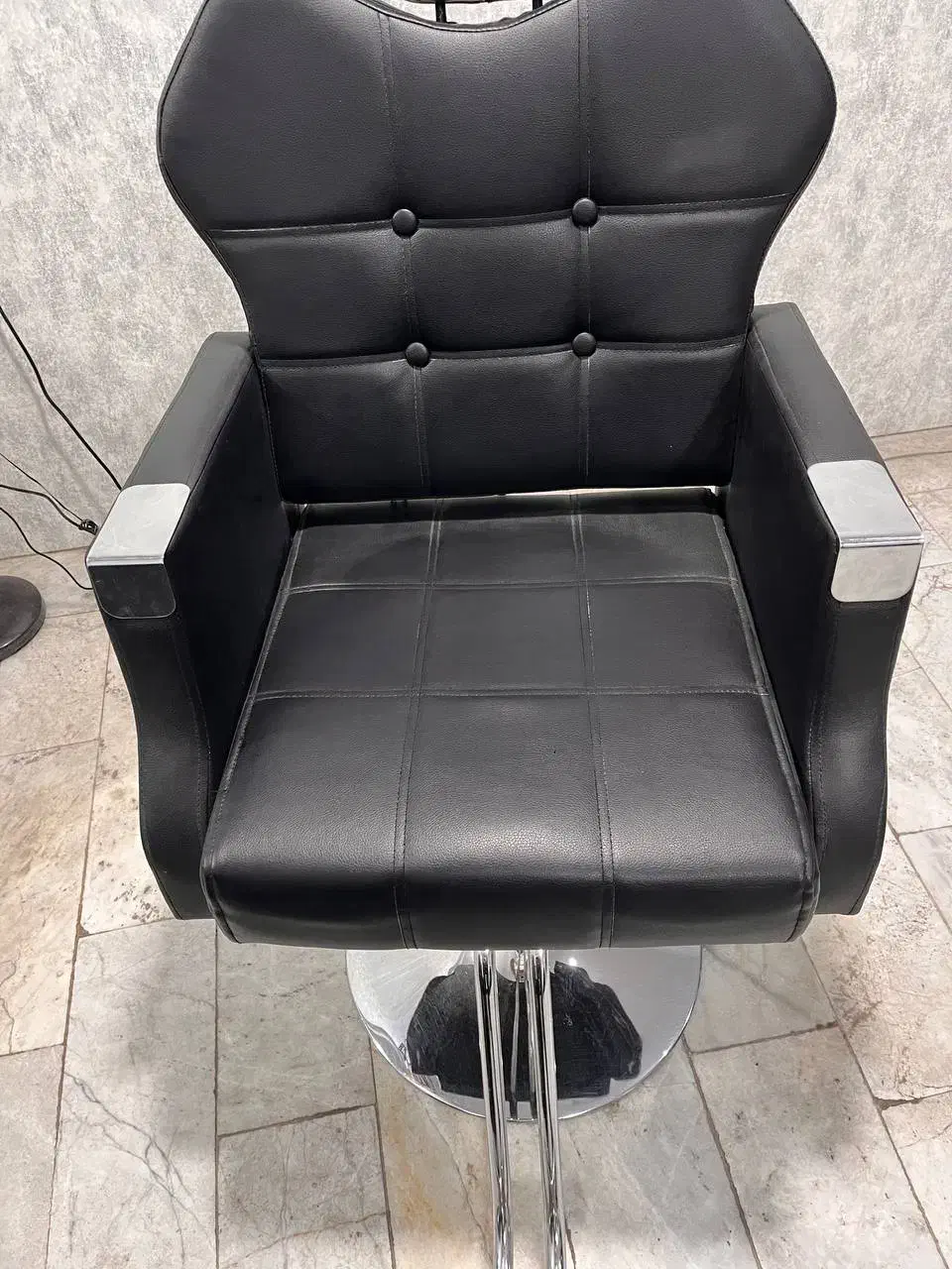 صندلی و سرشور ارایشگاهی|آرایشگاه و سالنهای زیبایی|اسلامشهر, شهرک قائمیه|دیوار