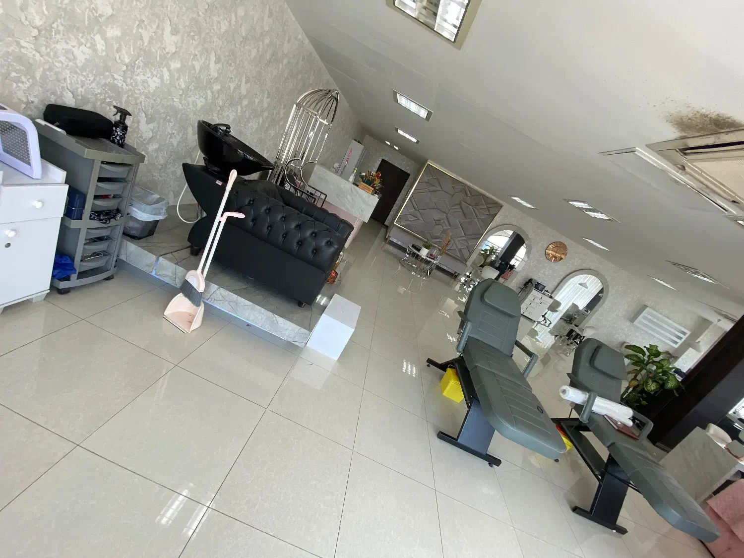 تمام وسایل سالن زیبایی یک جا|آرایشگاه و سالن‌های زیبایی|تهران, بوستان چیتگر|دیوار