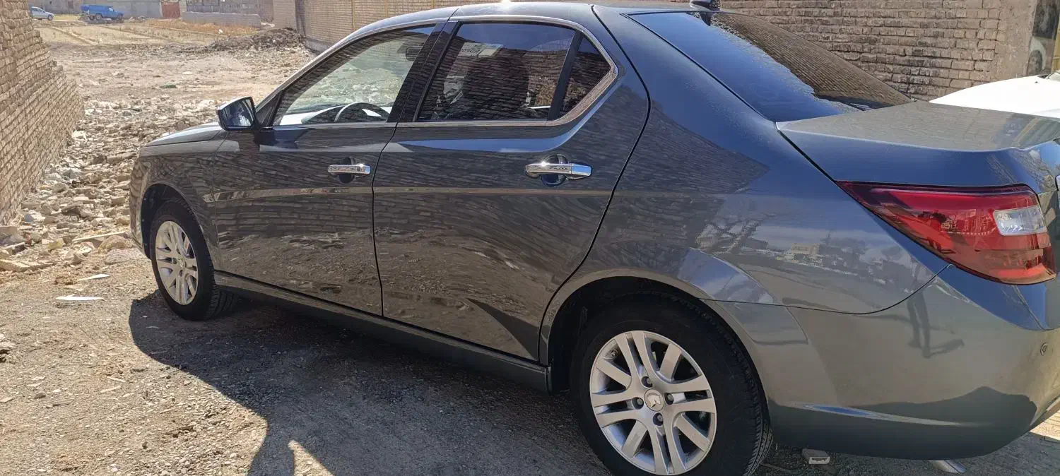 دنا پلاس شش دنده ۱۴۰۳|خودرو سواری و وانت|خمینی‌شهر, |دیوار