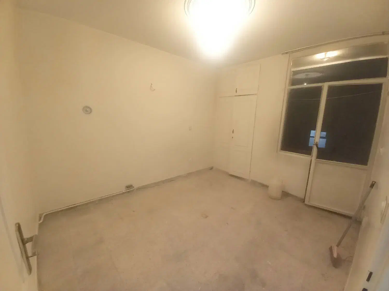 ۸۵ متر  *تک واحدی * مترو شادمان*  تخلیه