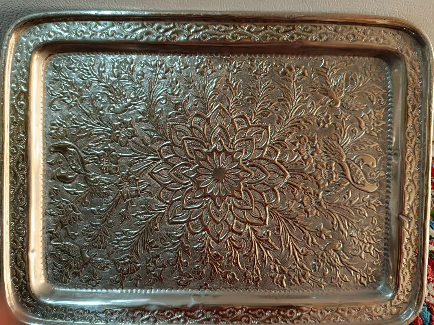 سینی قلمزنی ورشو|کلکسیون اشیاء عتیقه|بروجرد, |دیوار