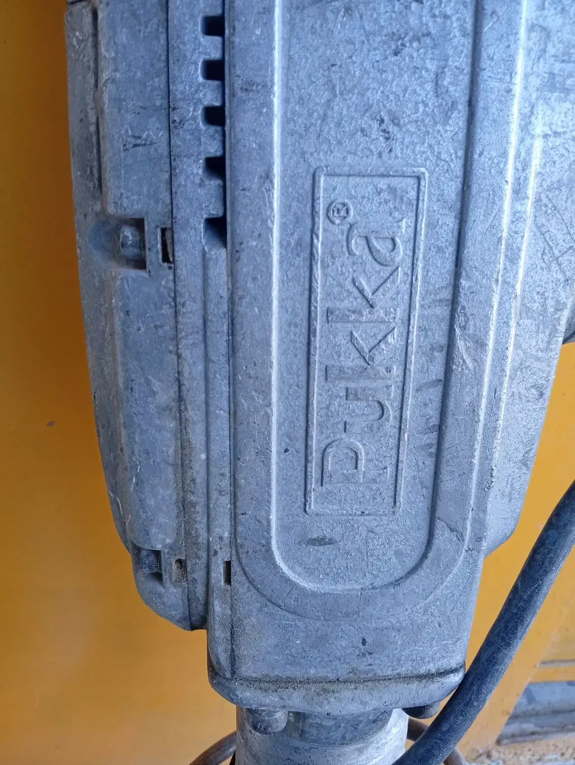 هیلتی ۱۶کیلویی سالم|ابزارآلات|مهاجران, |دیوار