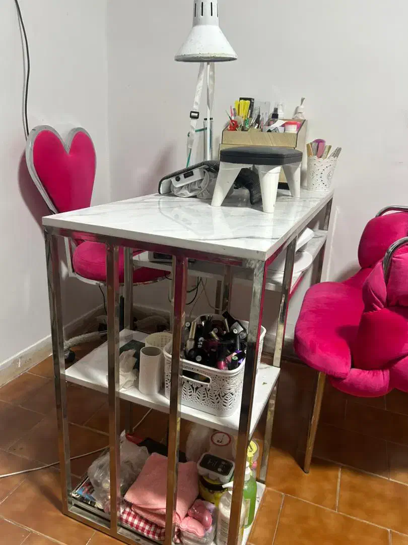 فروش تمامی تجهیزات ارایشگاه نو و بسیار باکیفیت|آرایشگاه و سالنهای زیبایی|گرگان, |دیوار