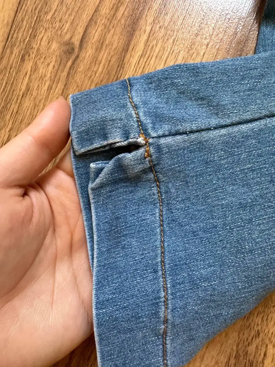 شلوار جین|لباس|میانه, |دیوار